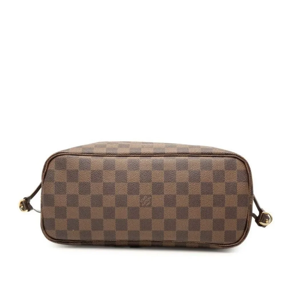 Louis Vuitton delivery duty